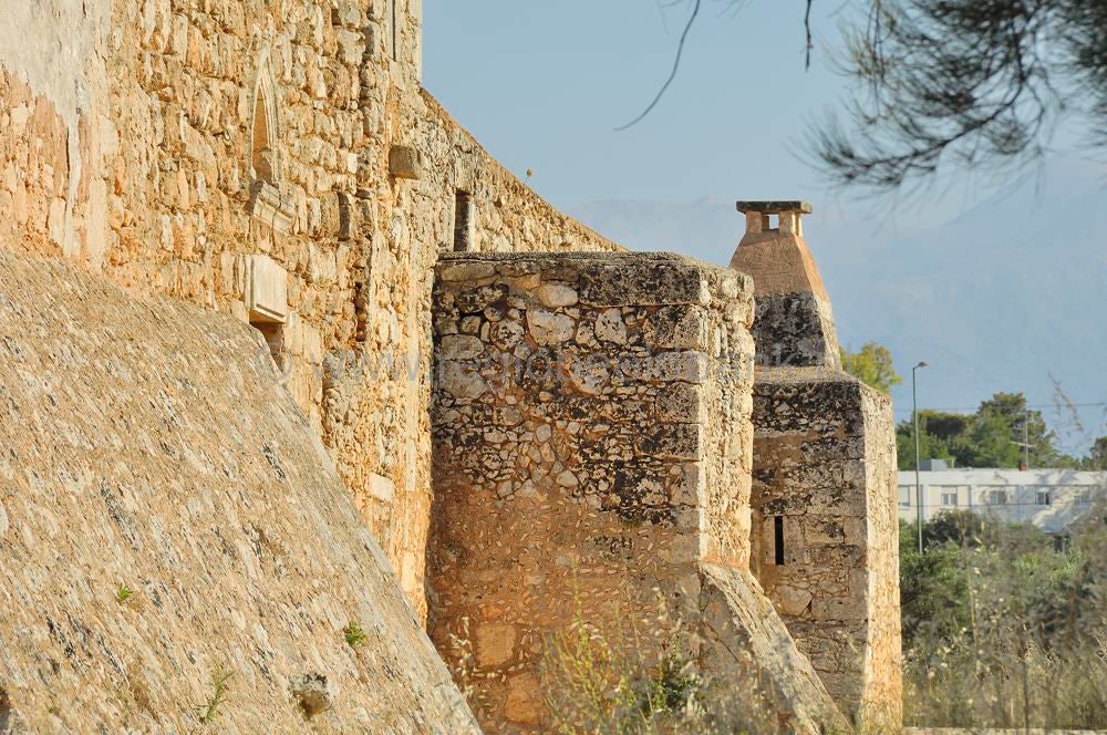 Agios_Ioannis_Eleimon_Monastery_007.jpg