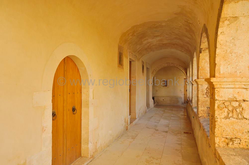 Agios_Ioannis_Eleimon_Monastery_013.jpg