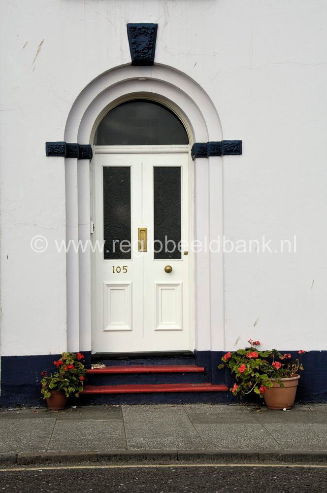 Deal Doors