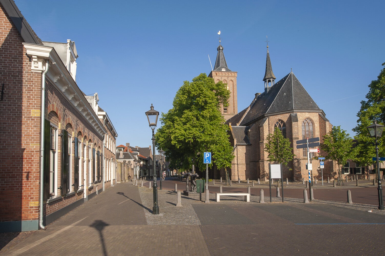 Dorpsstraat_centrum_108.jpg