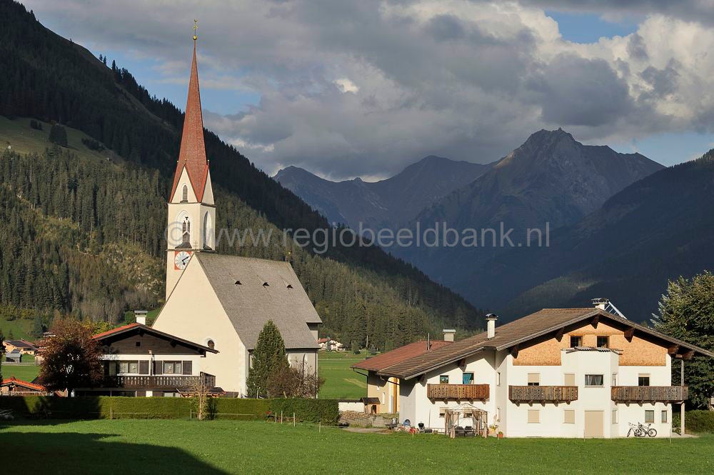 Elbingealp_kerk_071.jpg