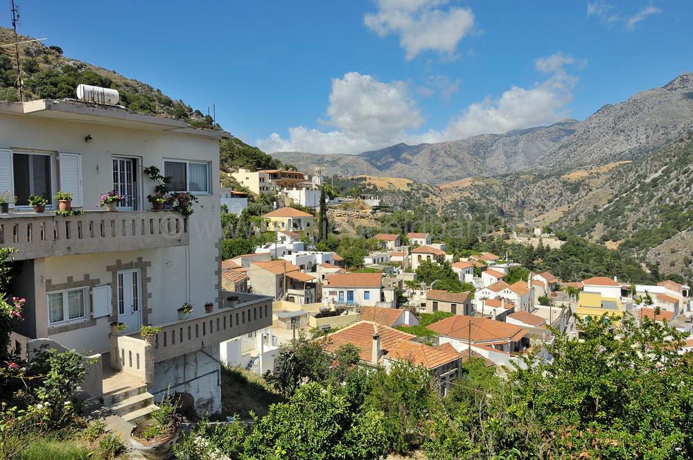 Lapa_District_Crete_033.jpg