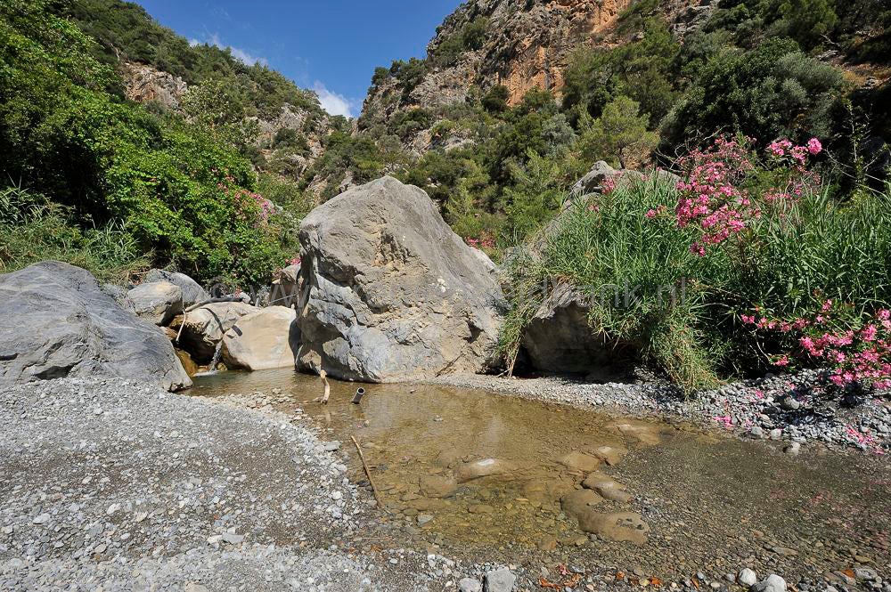 Sarakina_Gorge_008.jpg