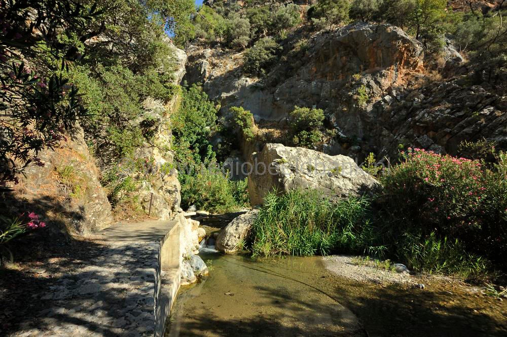 Sarakina_Gorge_036.jpg