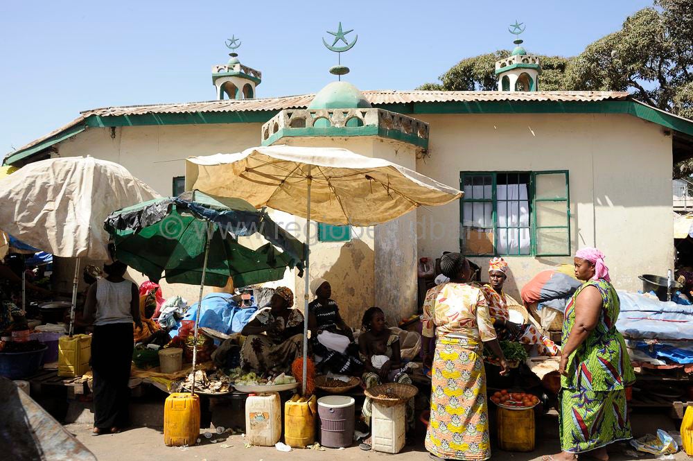 Serrakunda_markt_716.jpg