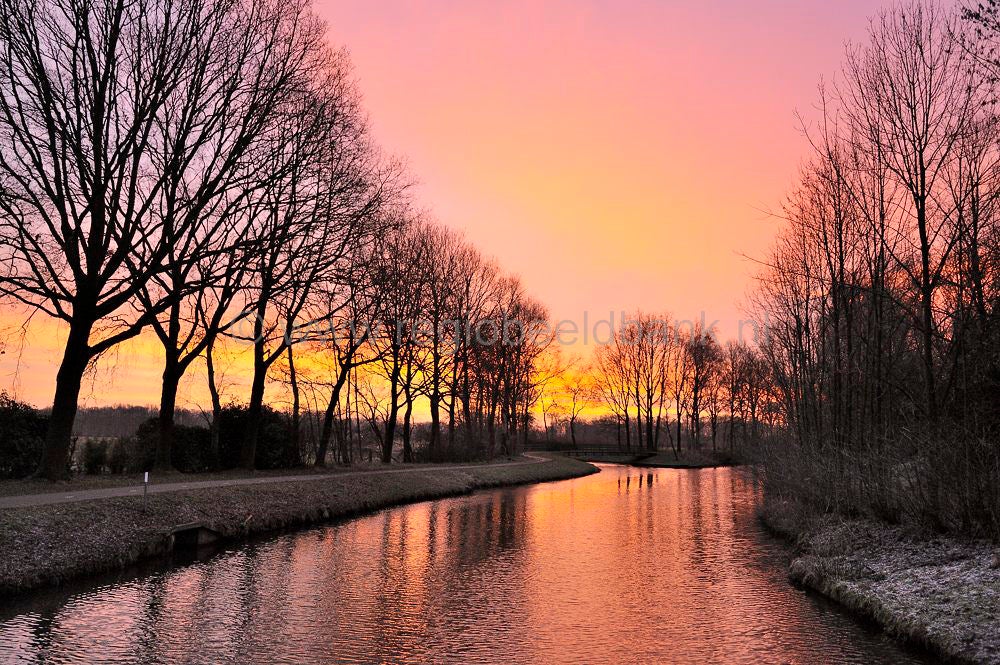 Sunset In De Vallei