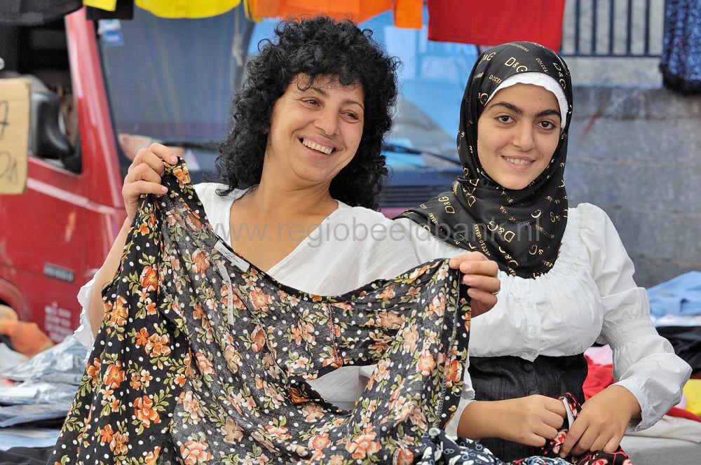 mires_market_493.jpg
