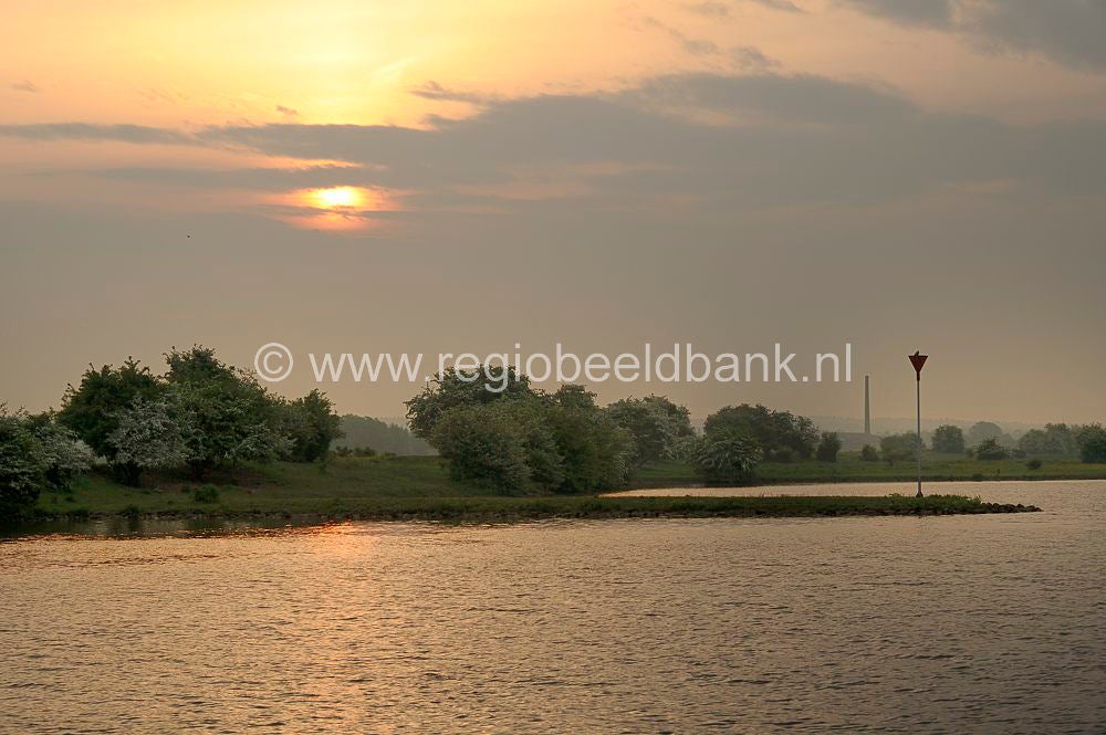 scheepvaart_waal_019.jpg