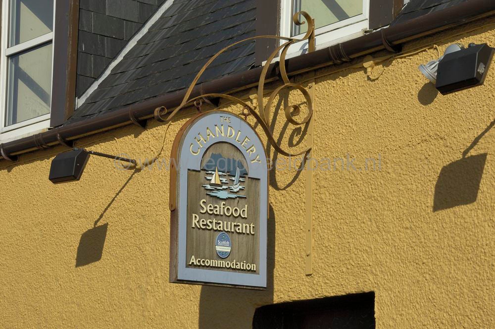 skye_portree_736.jpg