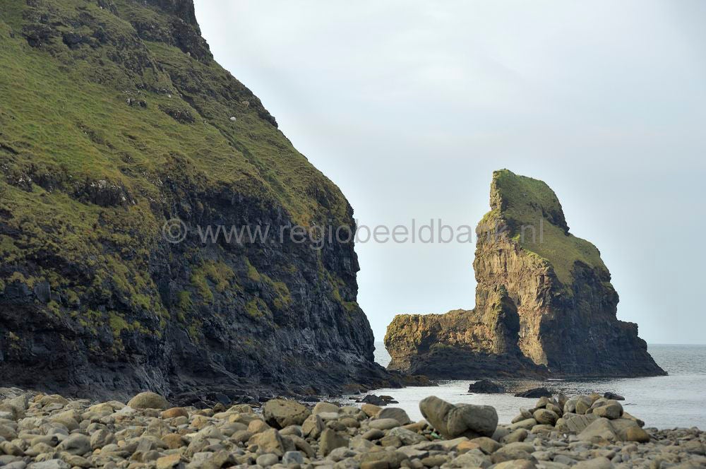 skye_talisker_bay_310.jpg